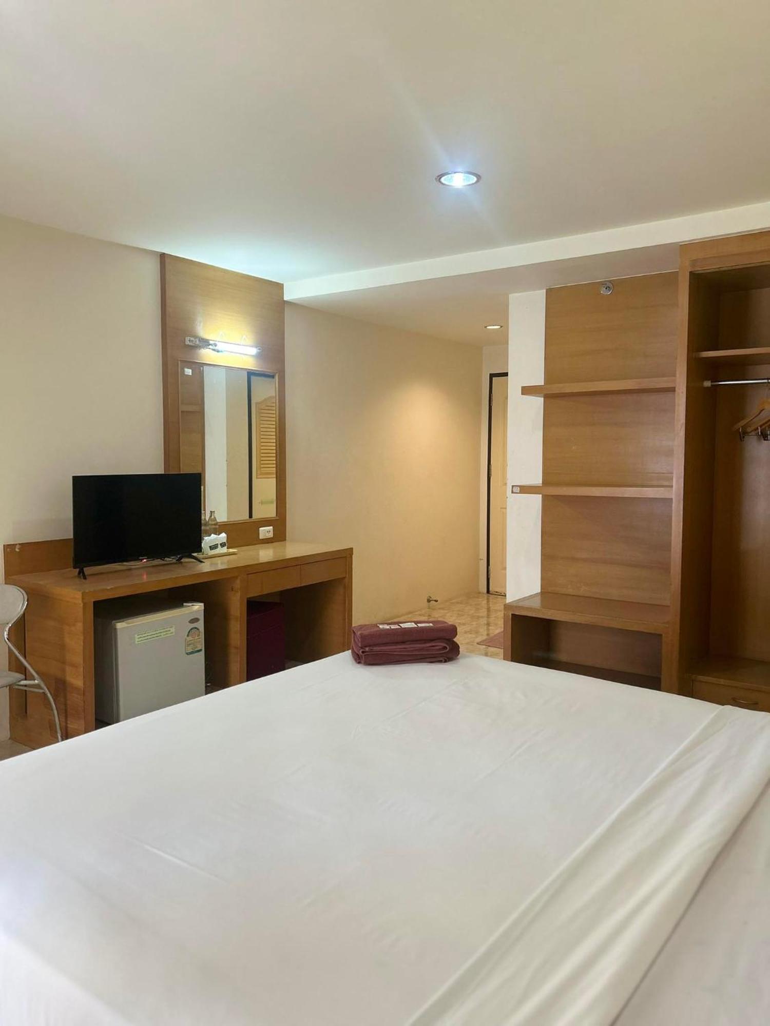Pearl Place Hotel Hat Yai Exterior foto